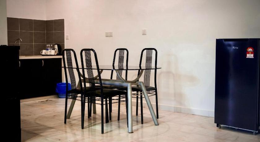 Stallions Suite Penang Jelutong Kültér fotó