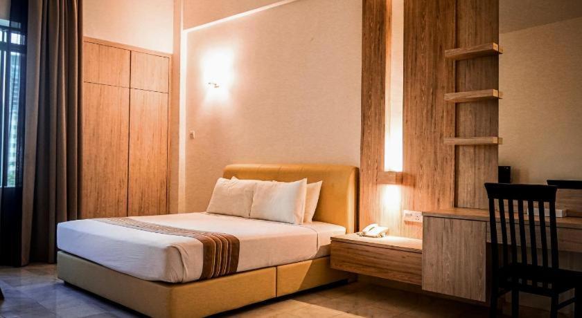 Stallions Suite Penang Jelutong Kültér fotó